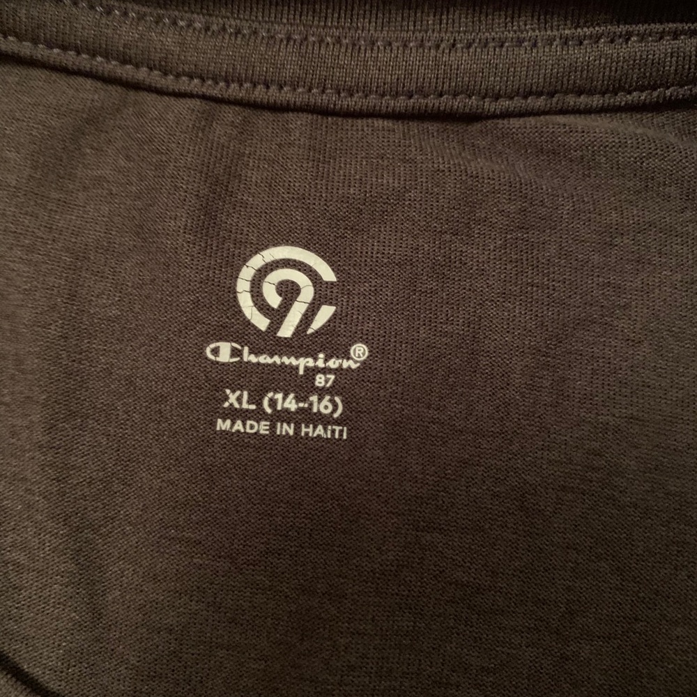 Tee shirt